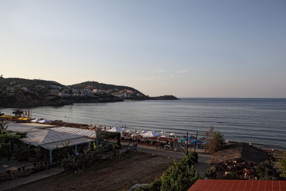 Niriides Beach Hotel Rethymno Exterior foto