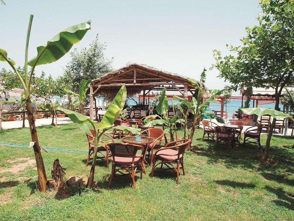 Niriides Beach Hotel Rethymno Restaurant foto